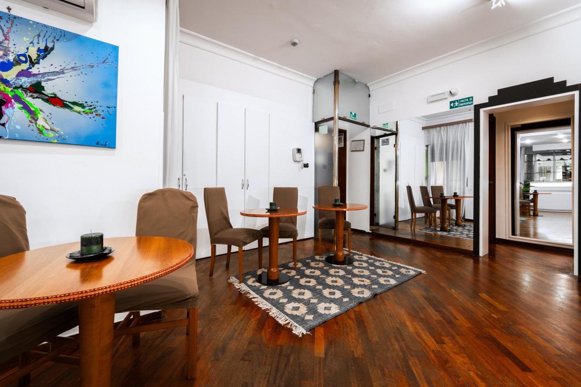 Hotel City Center Palermo Bagian luar foto